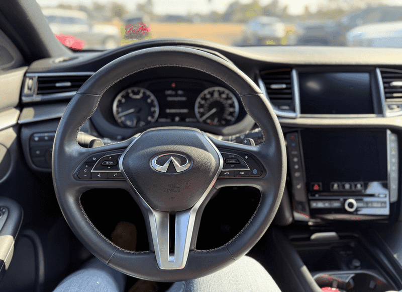 2023 Infiniti QX55 Luxe photo 9