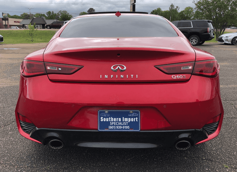2017 Infiniti Q60 Red Sport 400 Coupe photo 5