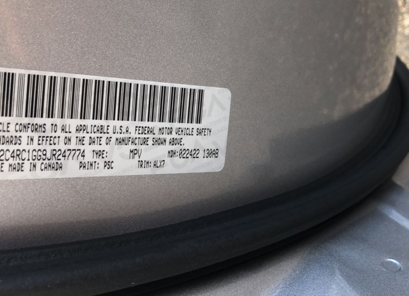 2018 Chrysler Pacifica Limited photo 16