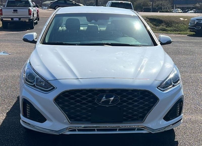 2019 Hyundai Sonata Limited photo 2