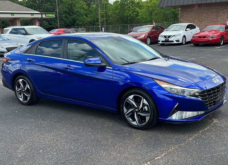 2021 Hyundai Elantra Limited photo 3