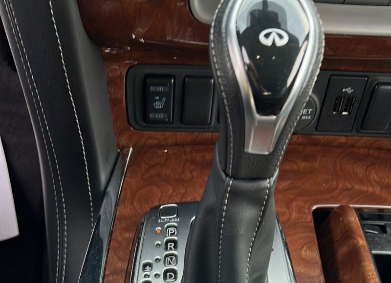 2019 Infiniti QX80 Luxe photo 14