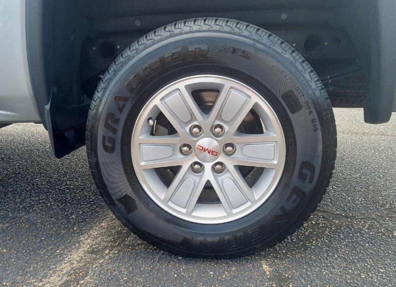 2019 Gmc Sierra 1500 SLE photo 13