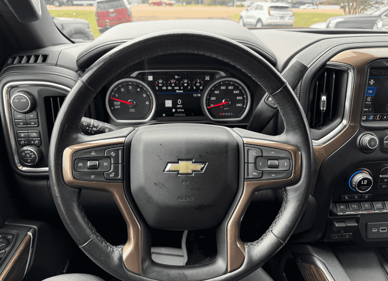2021 Chevrolet Silverado 1500 High Country photo 9