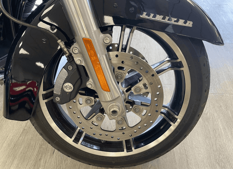 2022 Harley Davidson FLHTK / Ultra Limited photo 7
