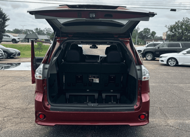 2020 Toyota Sienna photo 17
