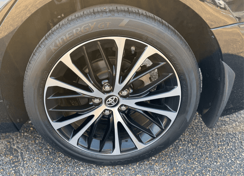 2019 Toyota Camry SE photo 15