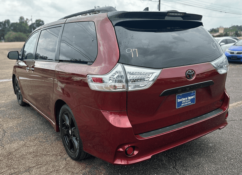 2020 Toyota Sienna photo 7