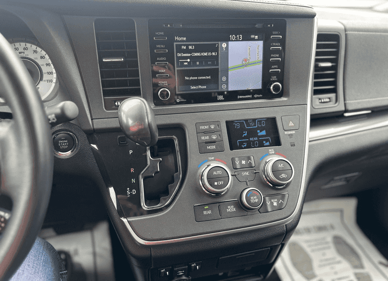 2020 Toyota Sienna photo 15