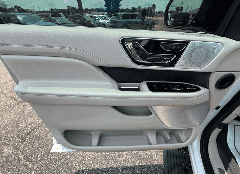 2019 Lincoln Navigator Reserve photo 10
