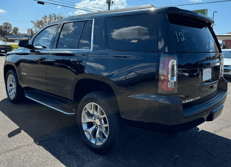 2018 Gmc Yukon SLE photo 6