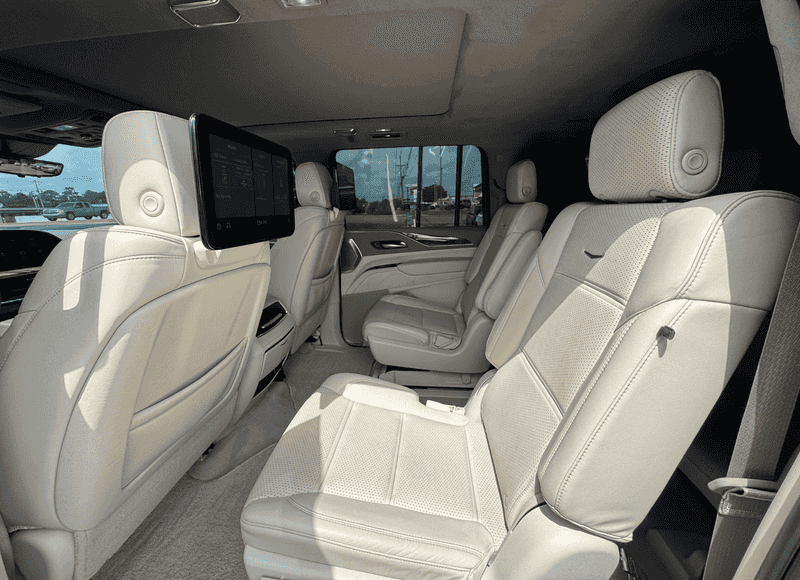 2021 Cadillac Escalade ESV Sport Platinum photo 10