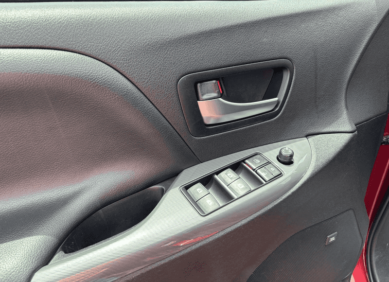 2020 Toyota Sienna photo 11